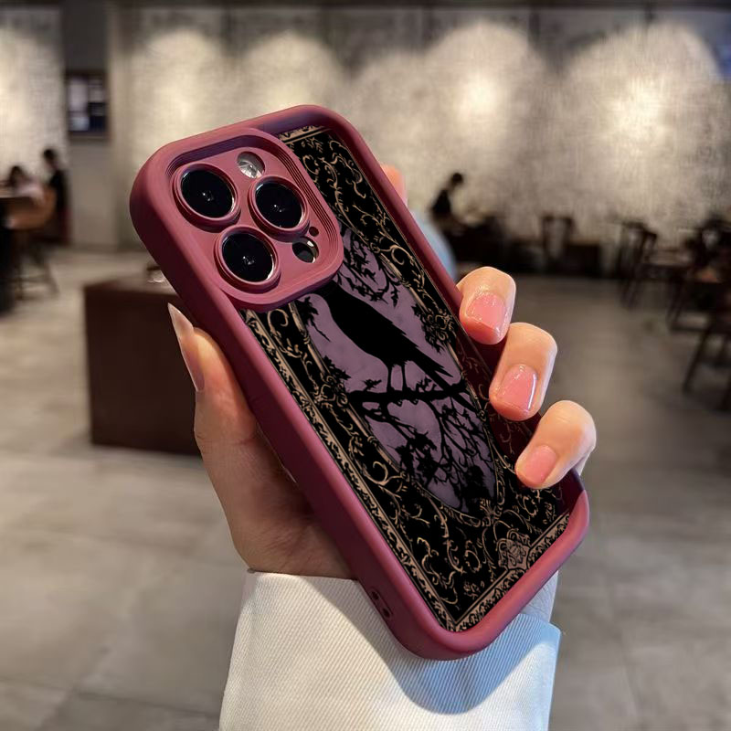 Aesthetic Black Crow Pattern W - đánh giá và giá Phone Cases Aesthetic